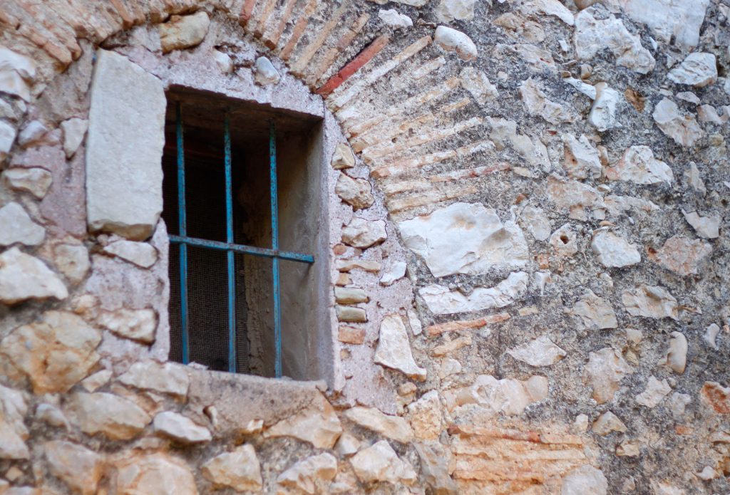 Seneja Porta església de Santa Caterina Màrtir